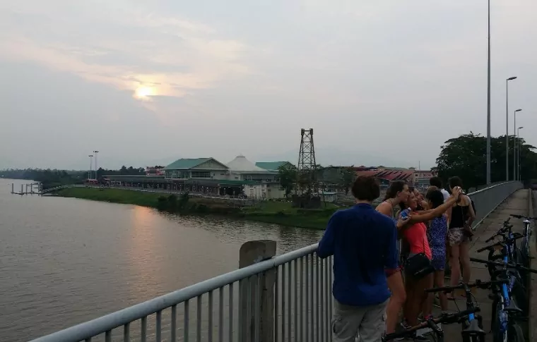 Sunset Kampong Bike Tour in Kuching